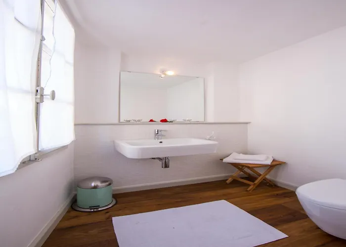 Holiday home Felice Sul Sala Comacina